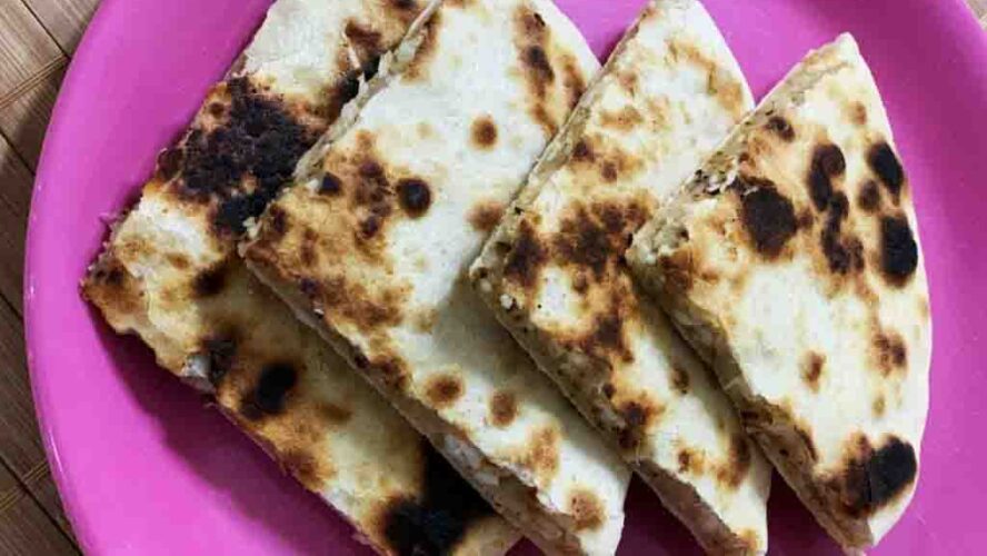 Aloo Paneer Kulcha