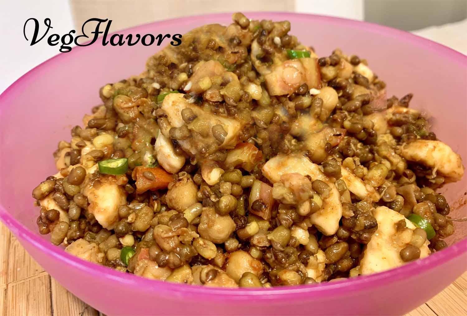 Moth chole sprout chaat